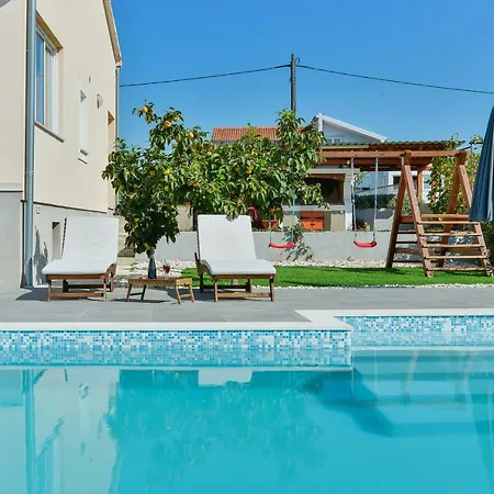Villa Holiday Nada